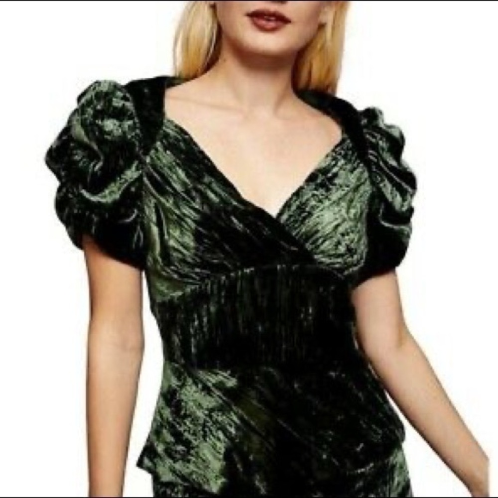 Topshop Velvet Plunge Puffy Sleeve Top GD1